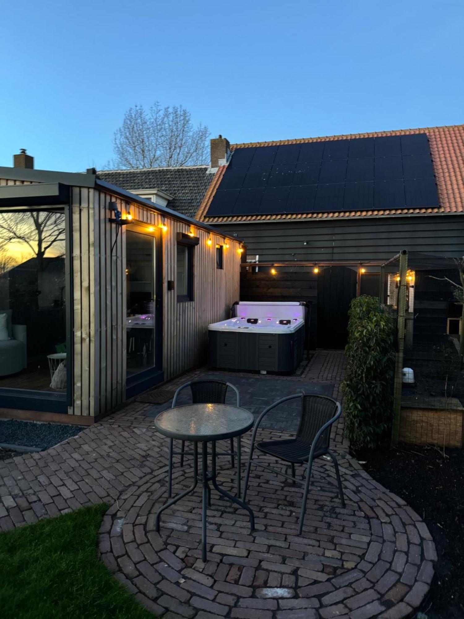 Luxe Tiny House Incl Jacuzzi En Strandhuisje In Zomerseizoen Meliskerke Экстерьер фото